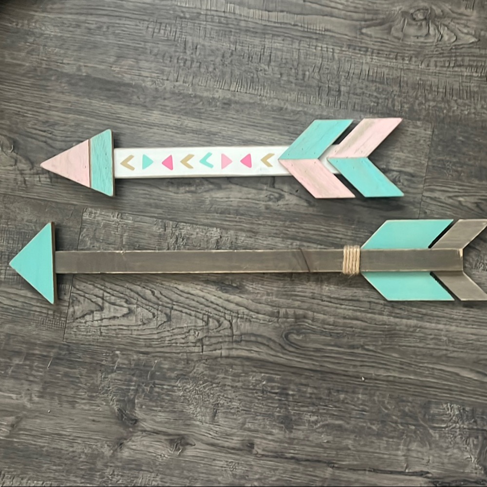 Rustic Wooden Arrow Wall Decor Set - Mint, Pink, and Natural